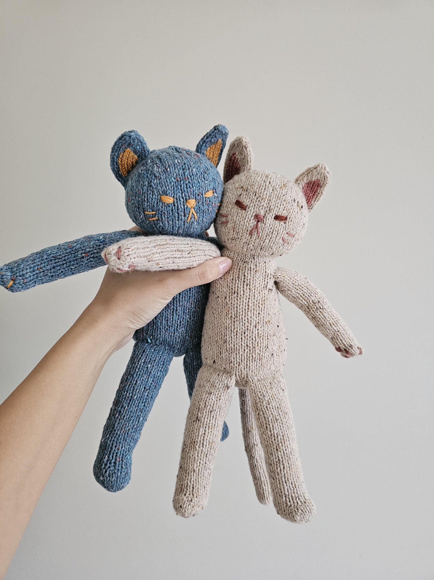 Mochi Cat Knitting Pattern
