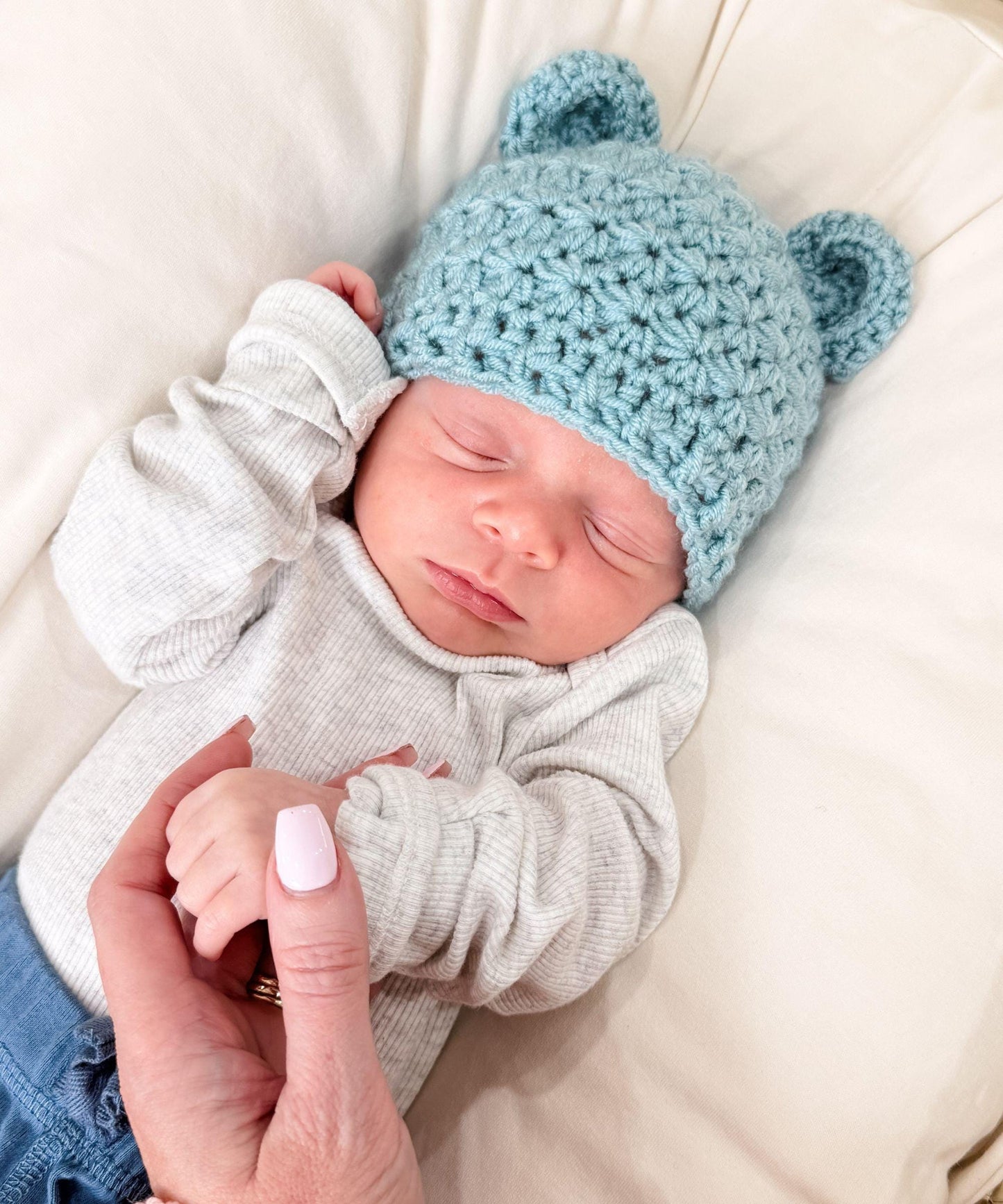 Star Stitch Baby Bear Hat Crochet Pattern