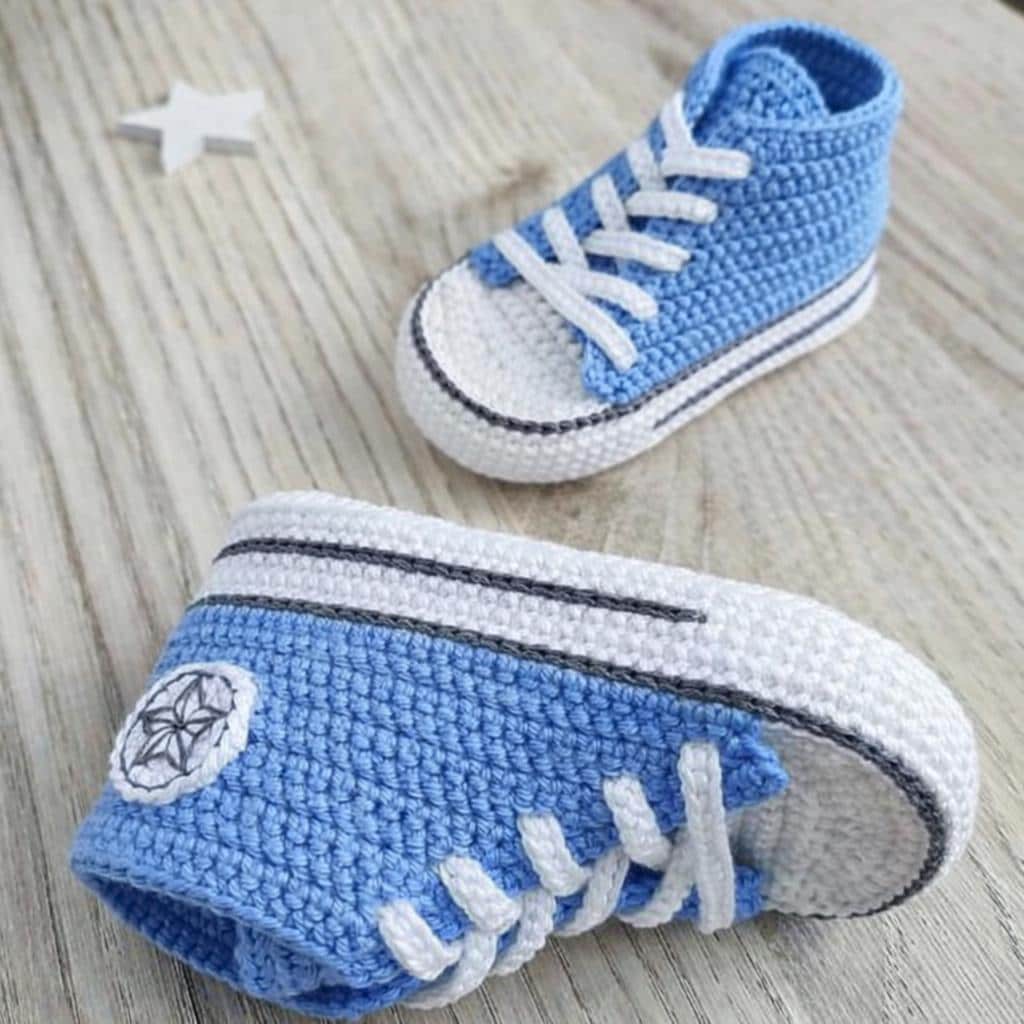 Converse Baby Booties Crochet Pattern