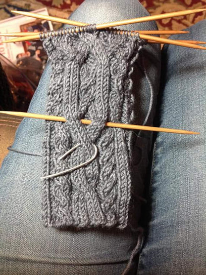 Snugs Fingerless Gloves Knitting Pattern