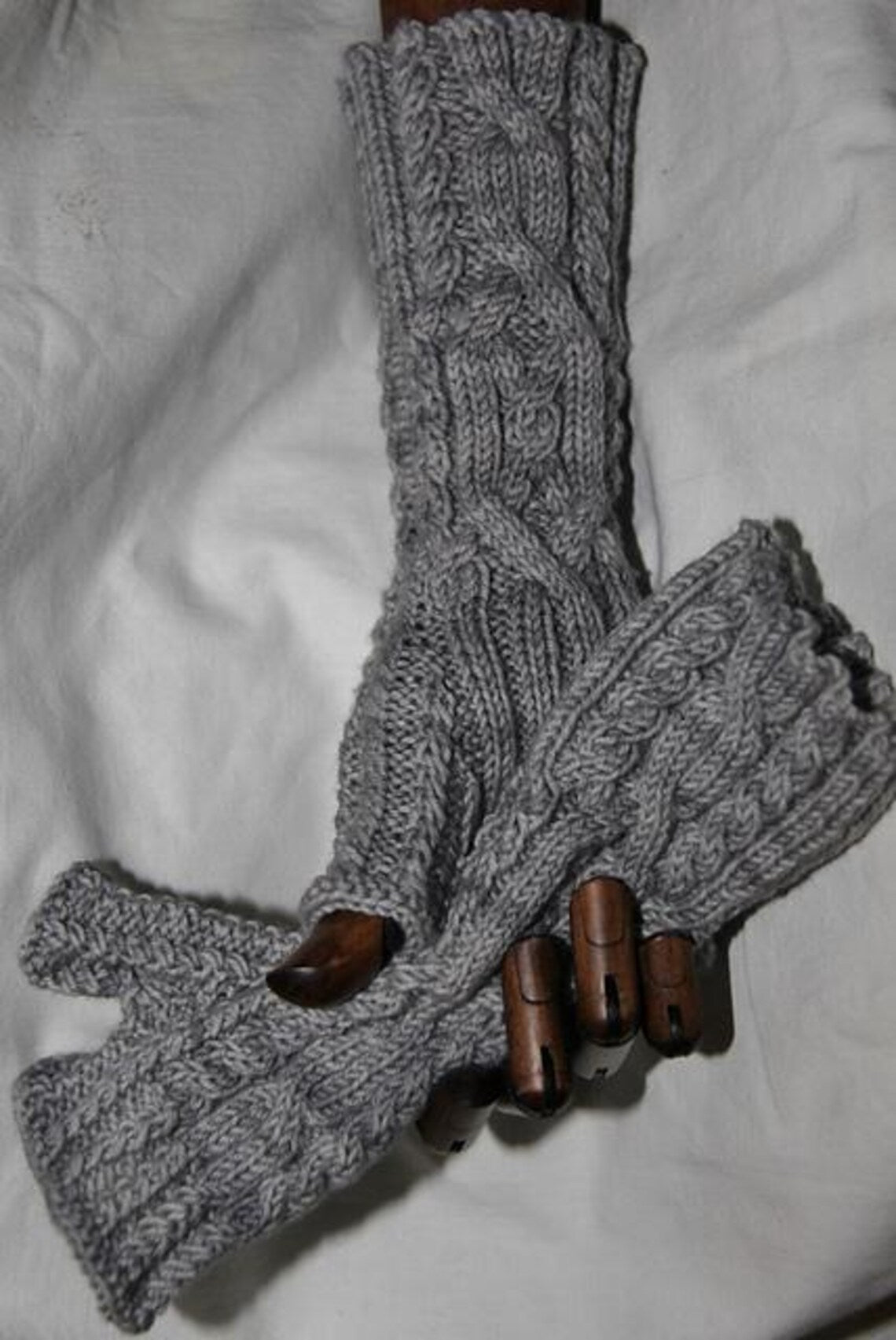 Snugs Fingerless Gloves Knitting Pattern