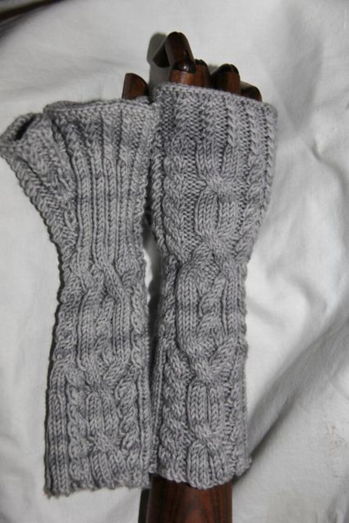 Snugs Fingerless Gloves Knitting Pattern