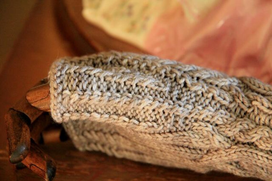 Snugs Fingerless Gloves Knitting Pattern