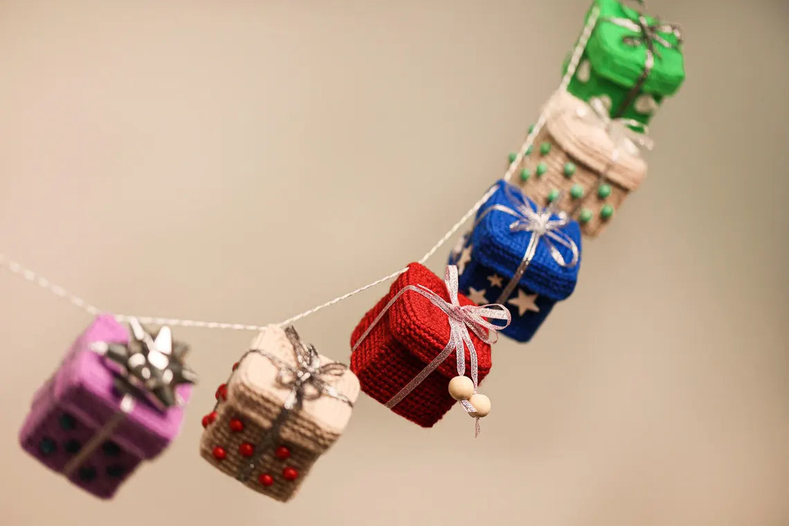 Christmas Box Crochet Pattern
