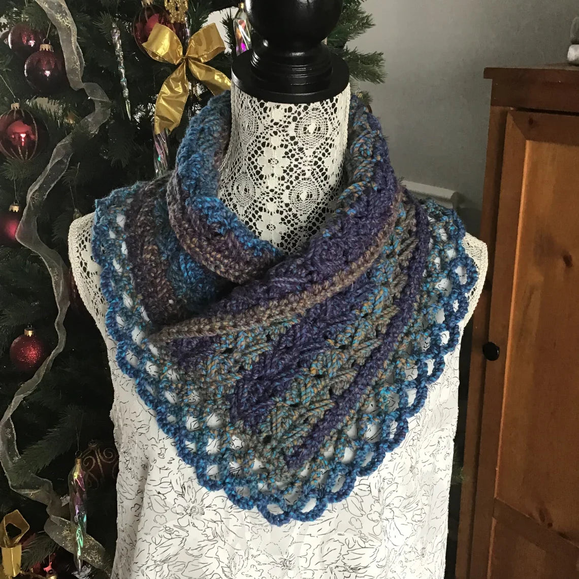 Chloe Neck warmer crochet pattern