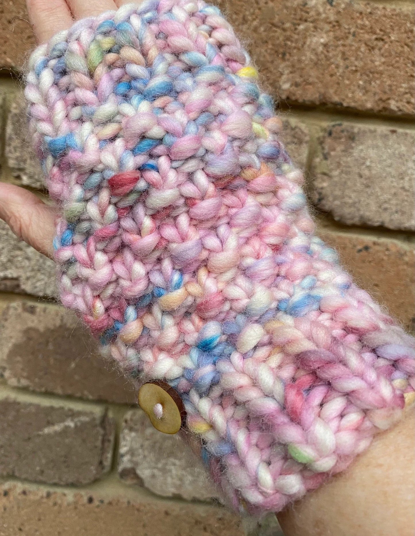 Fingerless Handwarmers Knitting Pattern