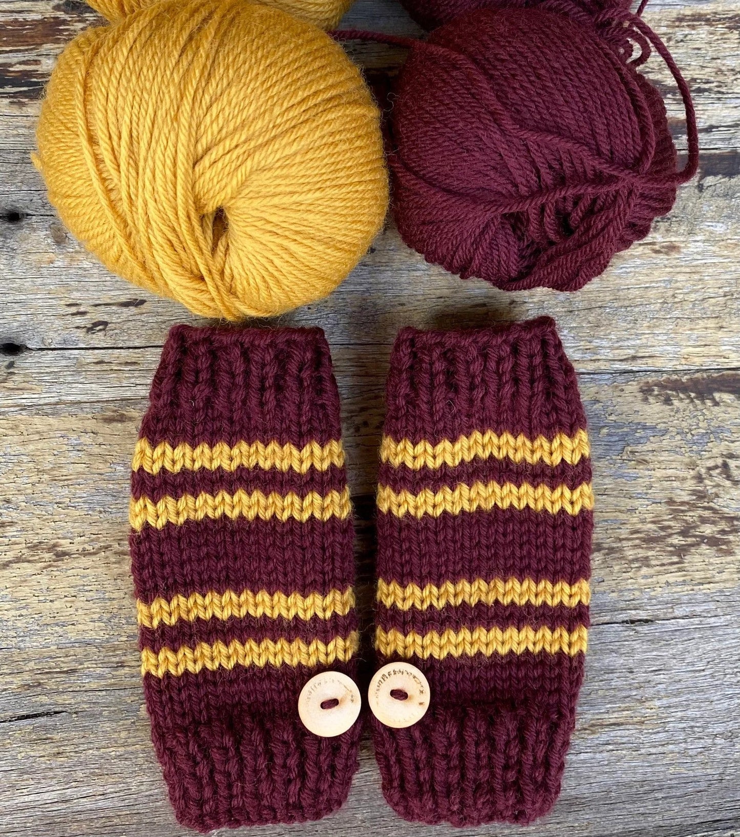 Fingerless Handwarmers Knitting Pattern