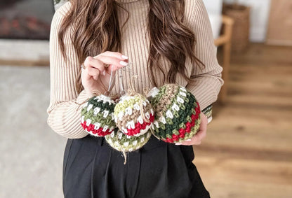 Holiday Weave Bauble Crochet Pattern