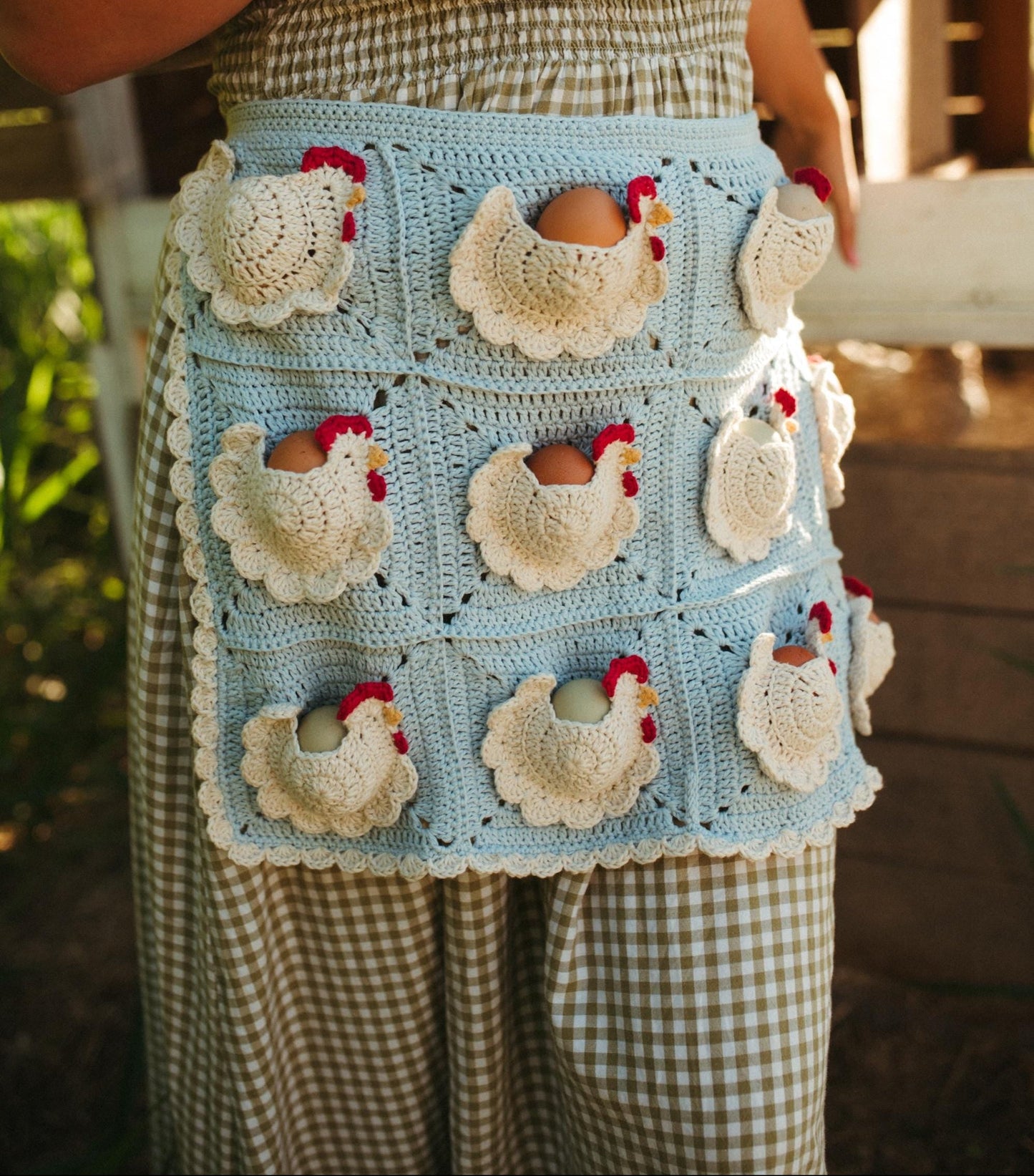 Mother Hen Egg Apron Crochet Pattern
