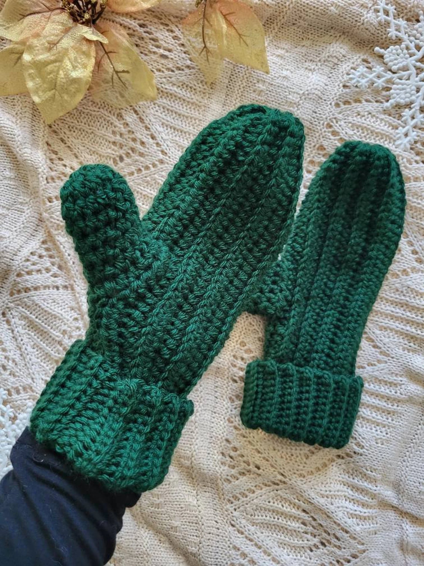 Ribbed Crochet Mittens Pattern