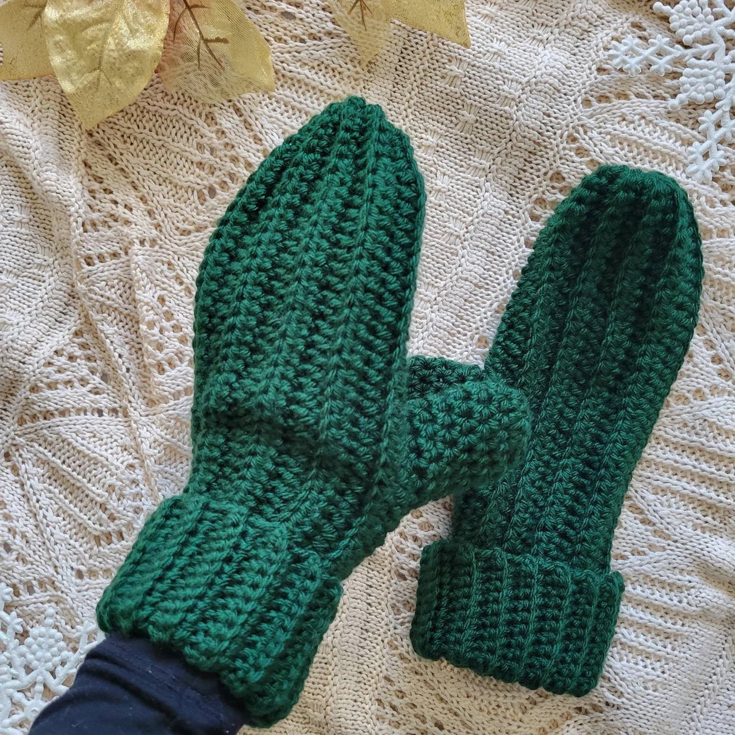 Ribbed Crochet Mittens Pattern