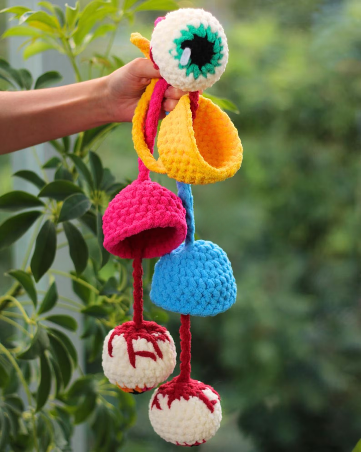 Tiny Silly Eyeball Crochet Pattern