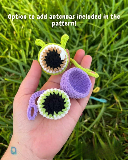 Tiny Silly Eyeball Crochet Pattern