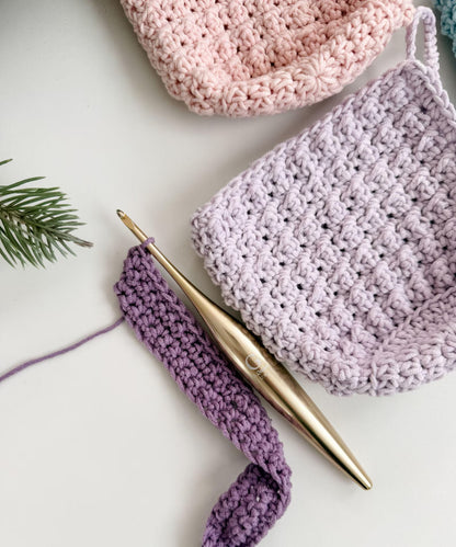 Winterberry Mug Cozy Crochet Pattern