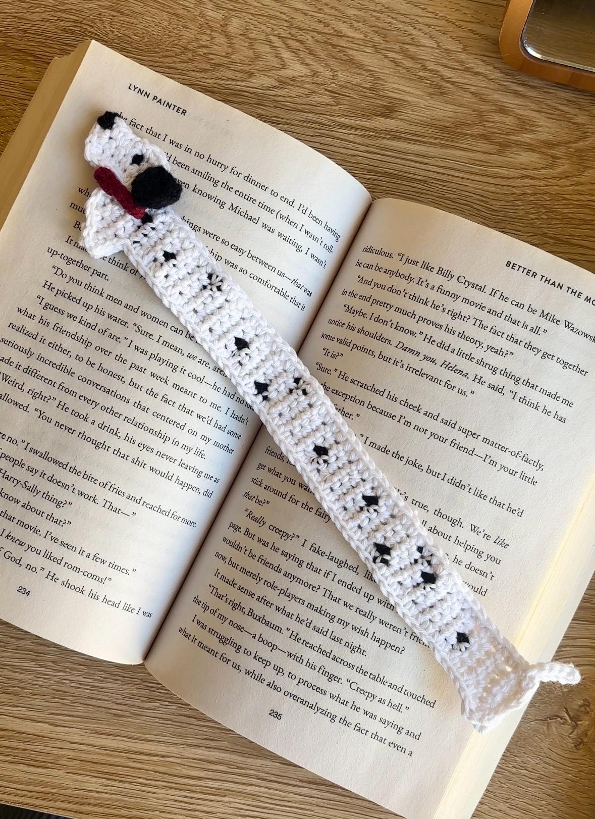 Dachshund Bookmark Crochet Pattern