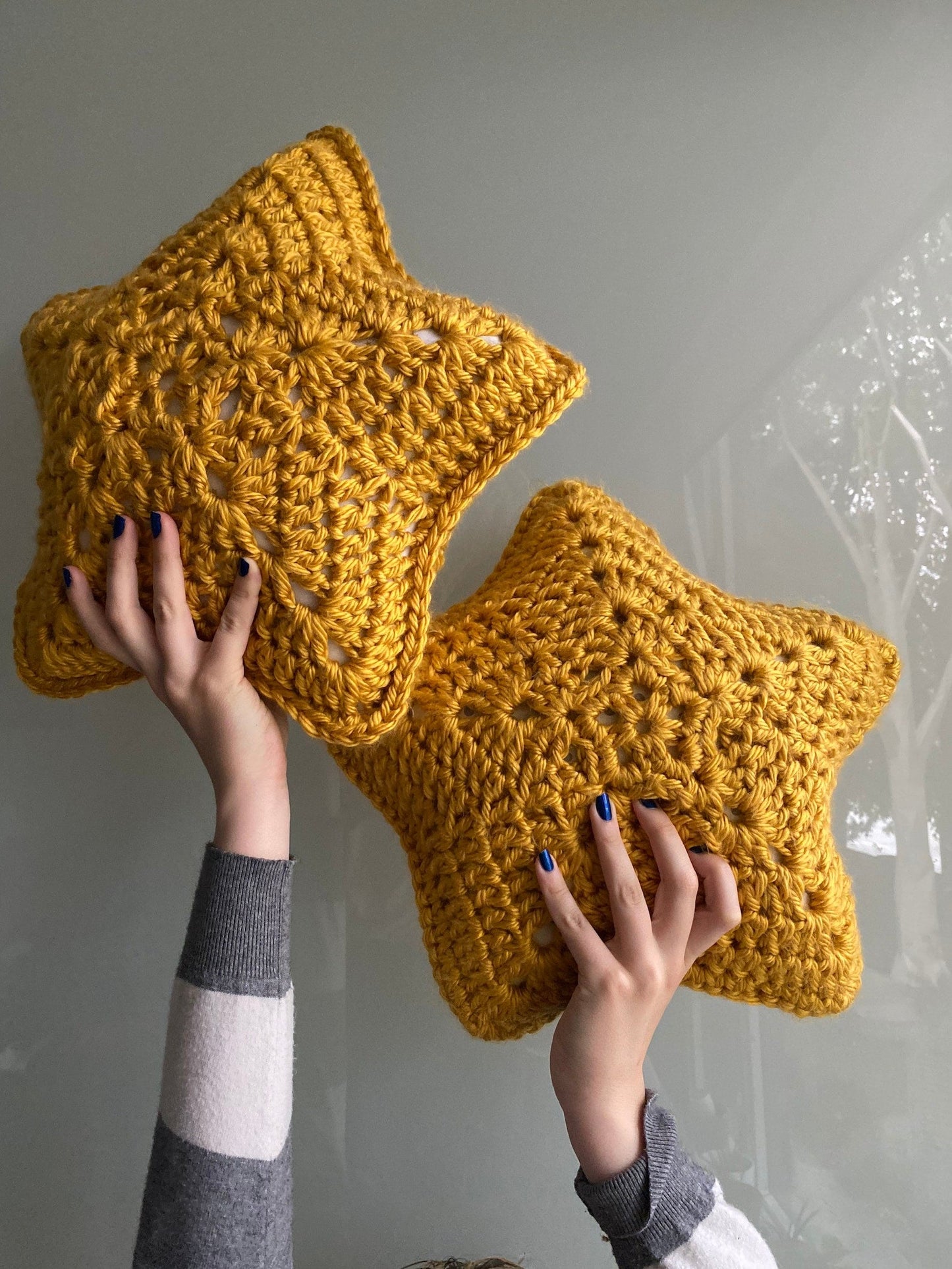 Stellar Star Pillow Crochet Pattern