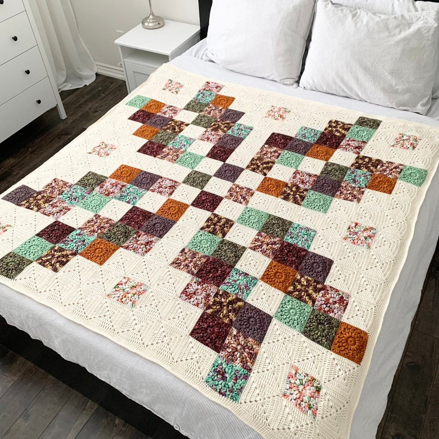 Granny Square Blanket Crochet Pattern