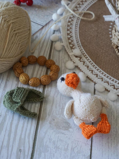 Tiny Goose Knitting Pattern